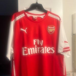 Arsenal Soccer Jersey in XL …